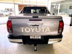 2018 Toyota Hilux SR5