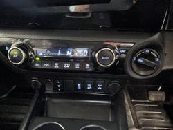 2018 Toyota Hilux SR5