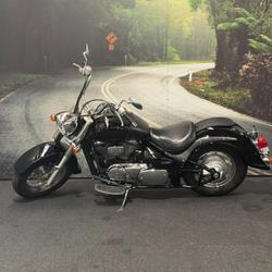 2007 Suzuki VL800 (BOULEVARD C50) Black