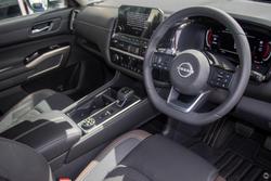 2024 Nissan Pathfinder Ti-L