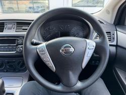 2016 Nissan Pulsar ST