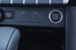 2025 Mitsubishi Triton GLS