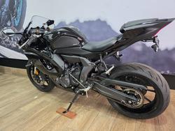 2025 Yamaha YZF-R7LA Black