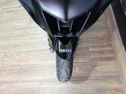 2025 Yamaha YZF-R7LA Black