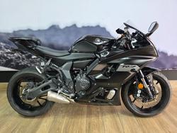 Yamaha YZF-R7LA