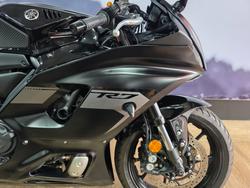 2025 Yamaha YZF-R7LA Black