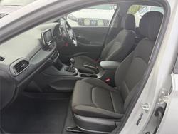 2018 HYUNDAI i30 ACTIVE PD SILVER OR CHROME