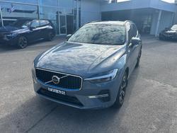 2022 Volvo XC60 B5 Momentum