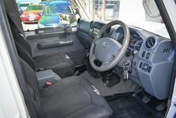 2016 Toyota Landcruiser GXL