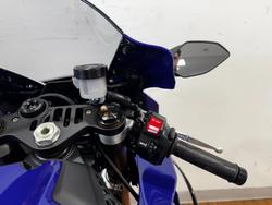 2025 Yamaha YZF-R1 BLUE