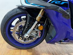 2025 Yamaha YZF-R1 BLUE