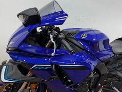 2025 Yamaha YZF-R1 BLUE