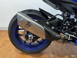 2025 Yamaha YZF-R1 BLUE