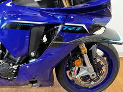 2025 Yamaha YZF-R1 BLUE