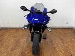 2025 Yamaha YZF-R1 BLUE