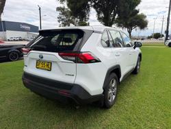 2022 Toyota RAV4 GX