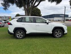2022 Toyota RAV4 GX
