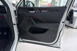 2025 Volkswagen Tiguan 195TSI R-Line