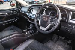 2014 Toyota Kluger Grande