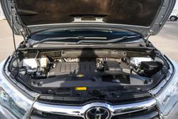 2014 Toyota Kluger Grande