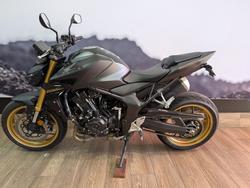 2025 Honda CB1000 HORNET SP Black