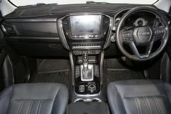 2022 Isuzu MU-X LS-T