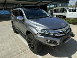2019 Mitsubishi Pajero GLS