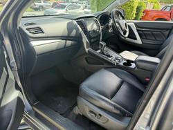 2019 Mitsubishi Pajero GLS