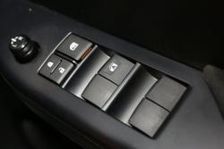 2025 Toyota Hilux SR