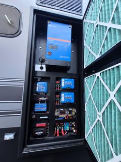 2026 Prime Edge Warrior 22.6 Rear Bunks