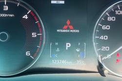 2016 Mitsubishi Pajero Sport GLX