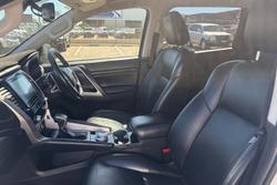 2020 Mitsubishi Pajero Sport GLS