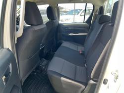 2019 Toyota Hilux Workmate TGN121R 4x2 Glacier White