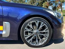 2017 Kia Stinger Rafa Signature Edition