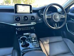 2017 Kia Stinger Rafa Signature Edition