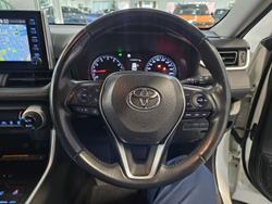 2019 Toyota RAV4 GXL MXAA52R Glacier White