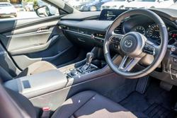 2025 Mazda 3 G20 Evolve