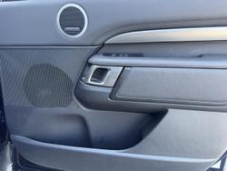 2020 Land Rover Discovery SD6 HSE