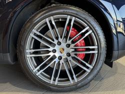 2016 Porsche Cayenne Turbo