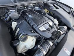 2016 Porsche Cayenne Turbo