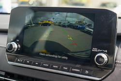 2024 Mitsubishi Outlander LS