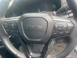 2025 Isuzu MU-X LS-T MY25.5 4X4 Dual Range Moonstone White