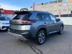 2024 Nissan X-TRAIL ST-L
