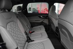 2025 Audi Q7 TDI 210kW S line