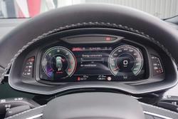 2025 Audi Q7 TDI 210kW S line