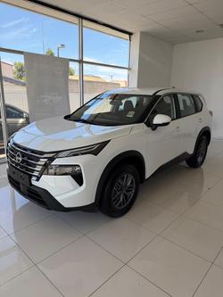 2026 Nissan X-TRAIL ST