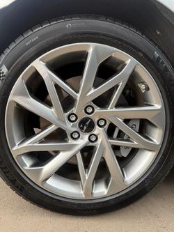 2023 Genesis GV60 AWD