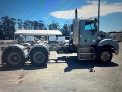 2011 Mack Metro-Liner GREY