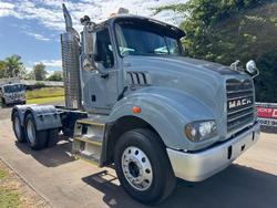 2011 Mack Metro-liner