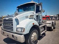 2011 Mack Metro-Liner GREY